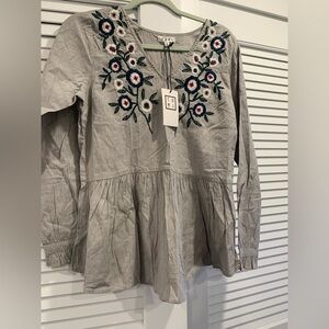 NWT THLM embroidered boho peplum 100% cotton top size small